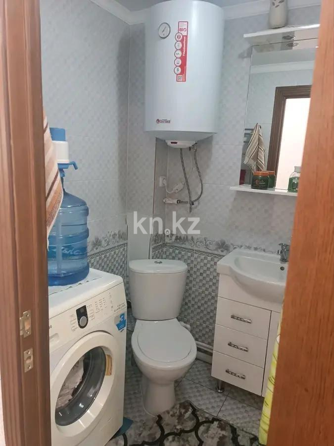 Продажа 3-комнатной квартиры, 82 м², мкр-н 23, дом  12 в Караганде - фото 5