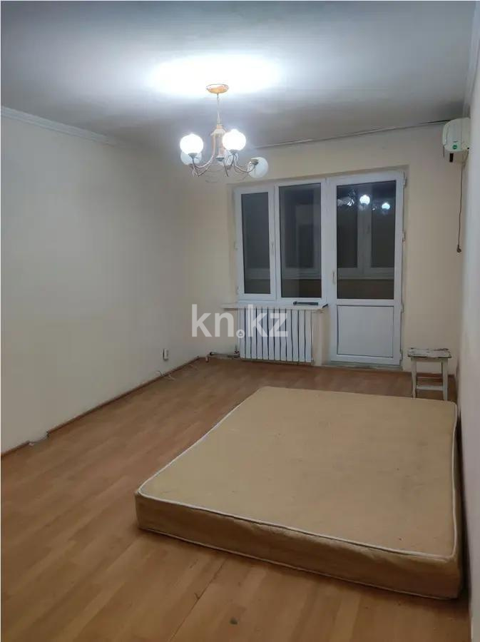 Продажа 1-комнатной квартиры, 30 м², ул. Валиханова, дом  25 - Продажа квартир в Алматы фото 1 из 3