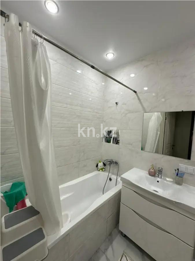 Продажа 2-комнатной квартиры, 46 м², ул. Айтматова, дом  33 в Астане - фото 4