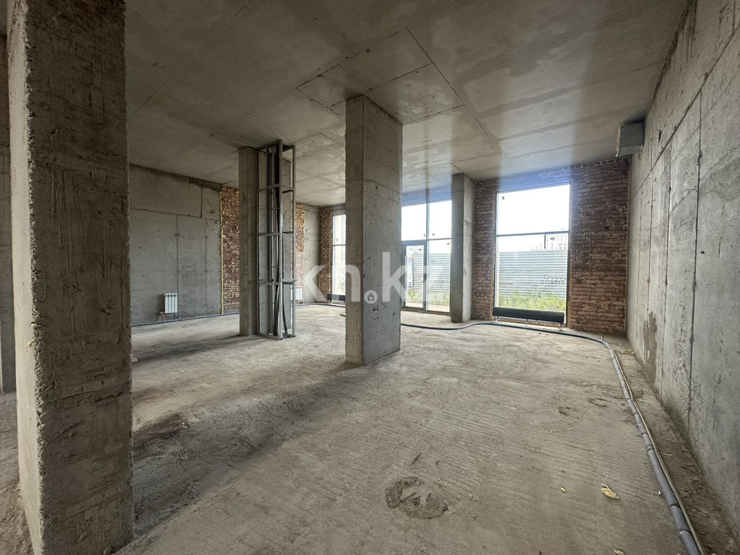 Продажа помещения, 158 м² - Продажа офисных и торговых помещений в Казахстане - страница 2 фото 5 из 10