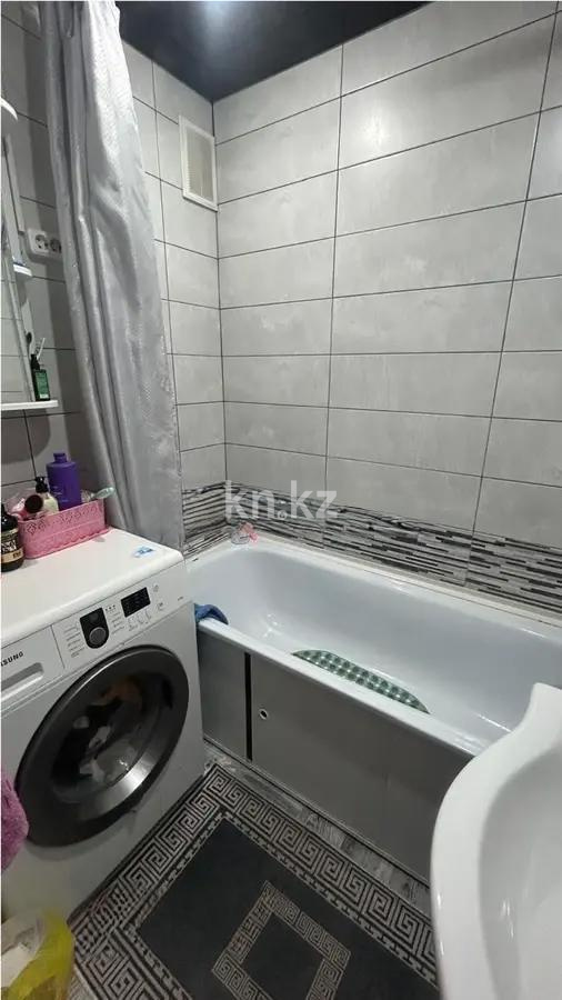 Продажа 3-комнатной квартиры, 61 м², мкр-н Восток-3, дом  9 в Караганде - фото 6