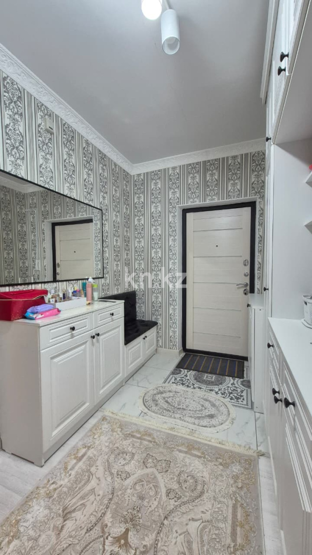 Продажа 2-комнатной квартиры, 60 м², ул. Амандосова, дом  42 в Атырау - фото 5