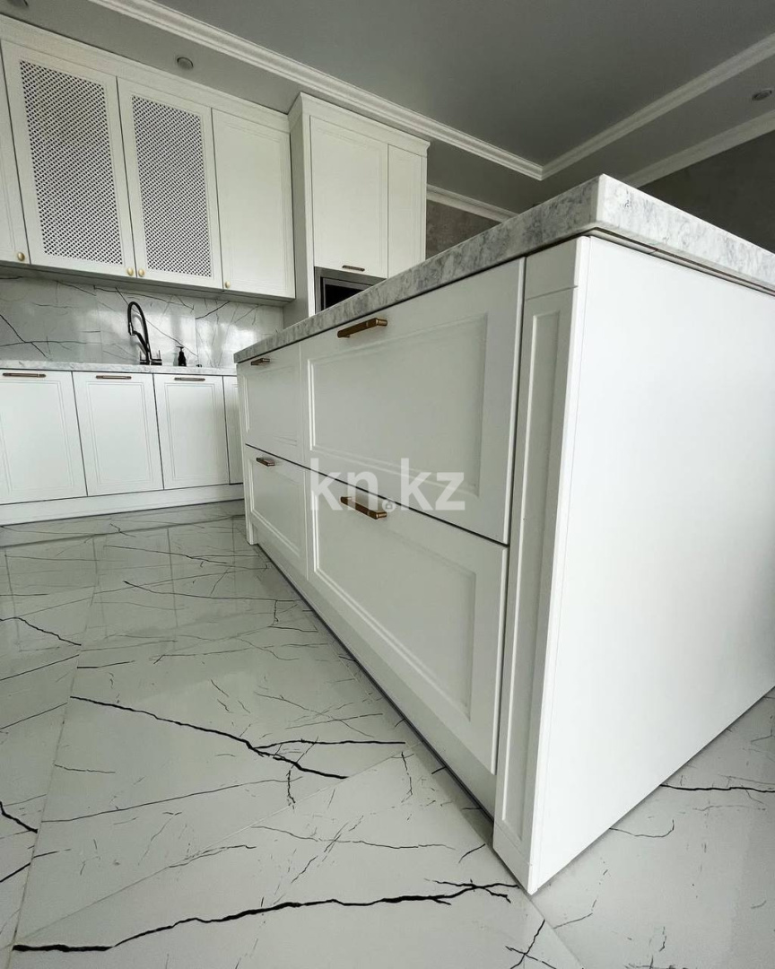 Продажа 5-комнатного дома, 259 м² - Продажа домов, коттеджей в Казахстане - страница 5 фото 11 из 39