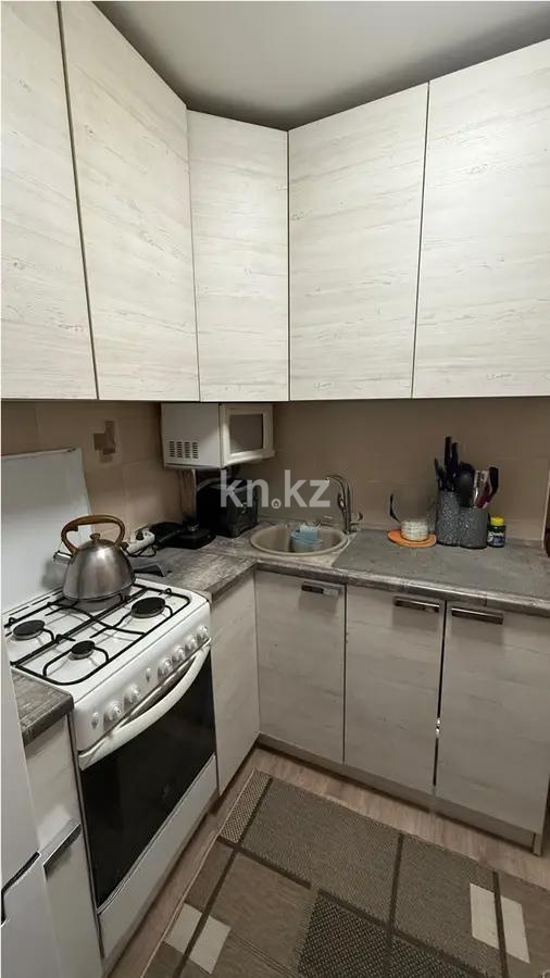 Продажа 3-комнатной квартиры, 60 м², мкр-н 4, дом  3 в Алматы - фото 6