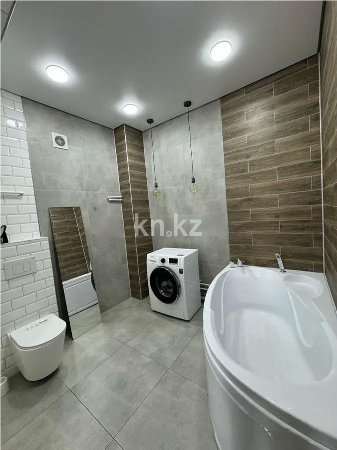 Продажа 3-комнатной квартиры, 79 м², пр. Республики, дом  12 в Темиртау - фото 4