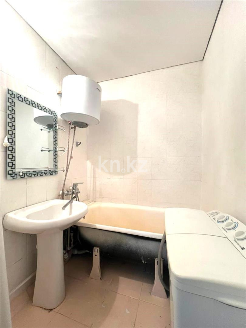 Продажа 2-комнатной квартиры, 49 м², мкр-н Мамраева (Восток-5) в Караганде - фото 9