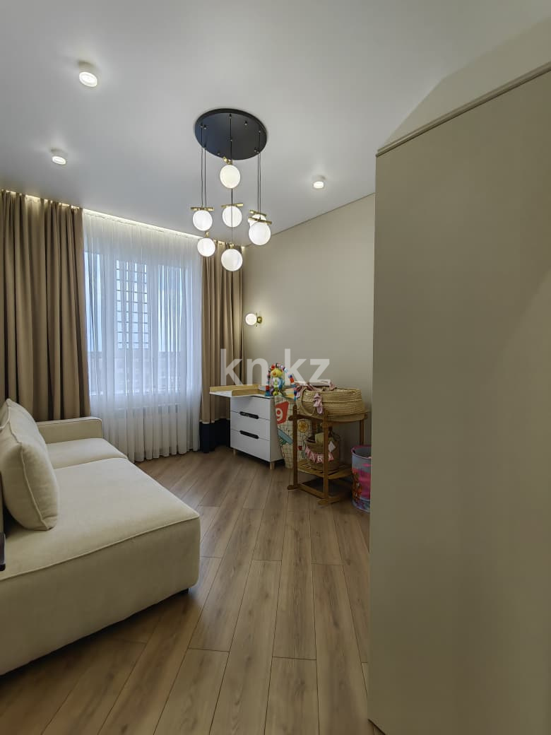 Продажа 3-комнатной квартиры, 97 м² в Караганде - фото 16