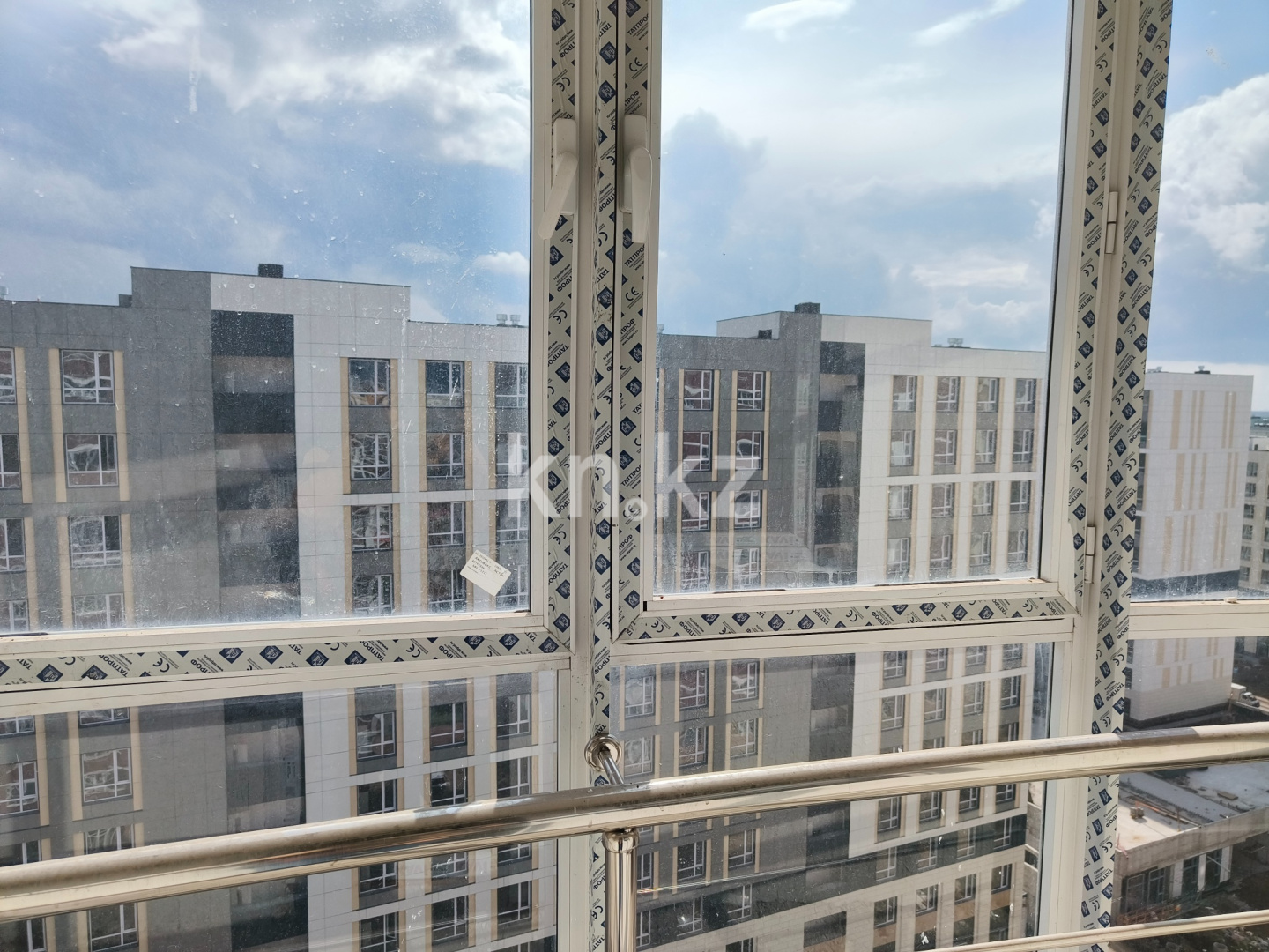 Продажа 1-комнатной квартиры, 52.6 м² в Астане - фото 2