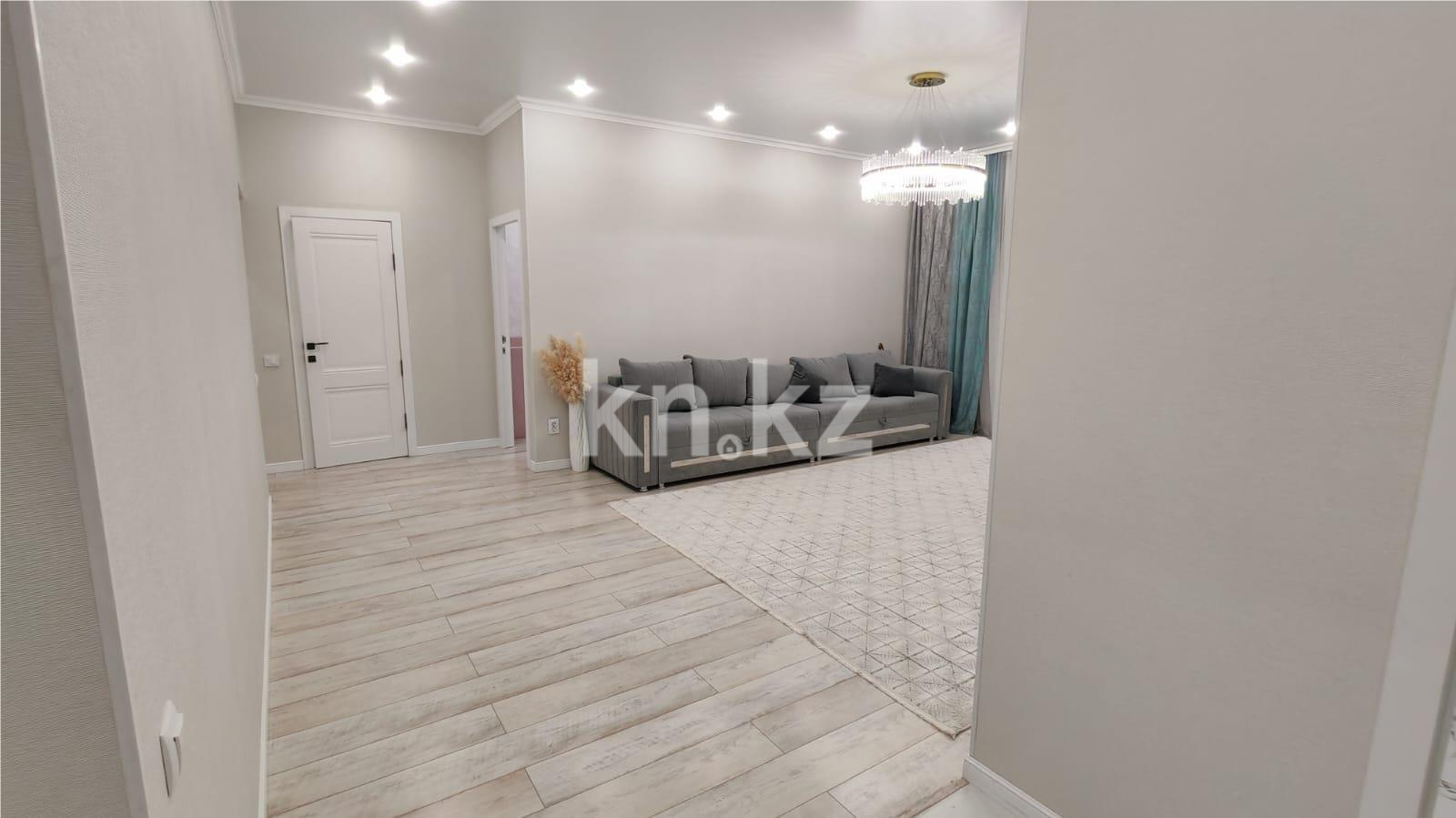 Продажа 3-комнатной квартиры, 92 м², ул. Дюсембекова - Продажа  трехкомнатных квартир в новостройках Караганды фото 5 из 18