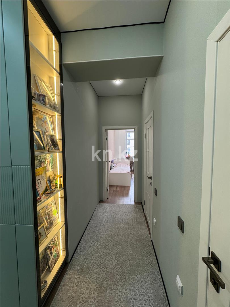 Продажа 2-комнатной квартиры, 68.6 м², 067 учетный квартал, дом  456/3 - Продажа квартир в Караганде фото 2 из 22