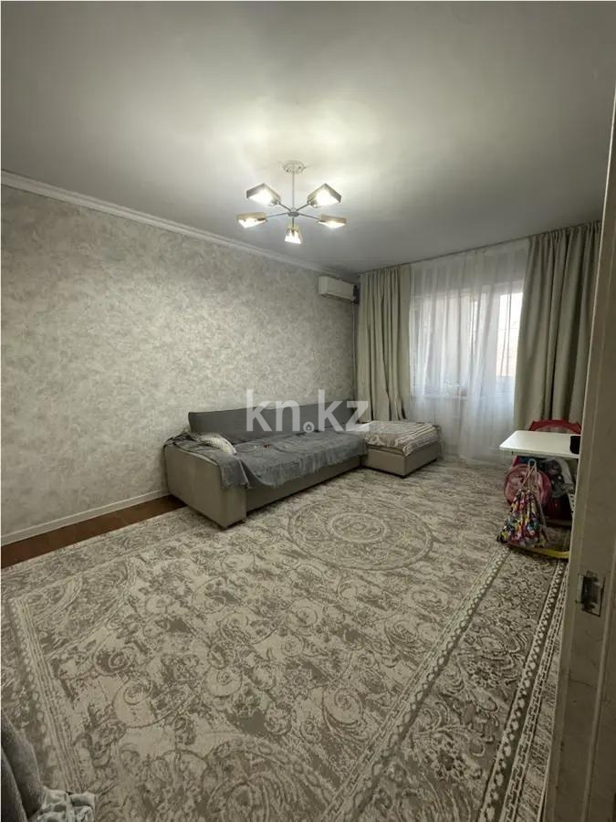 Продажа 1-комнатной квартиры, 40 м², мкр-н Кокжиек, дом  1 - Продажа квартир без посредников в Алматы фото 1 из 4