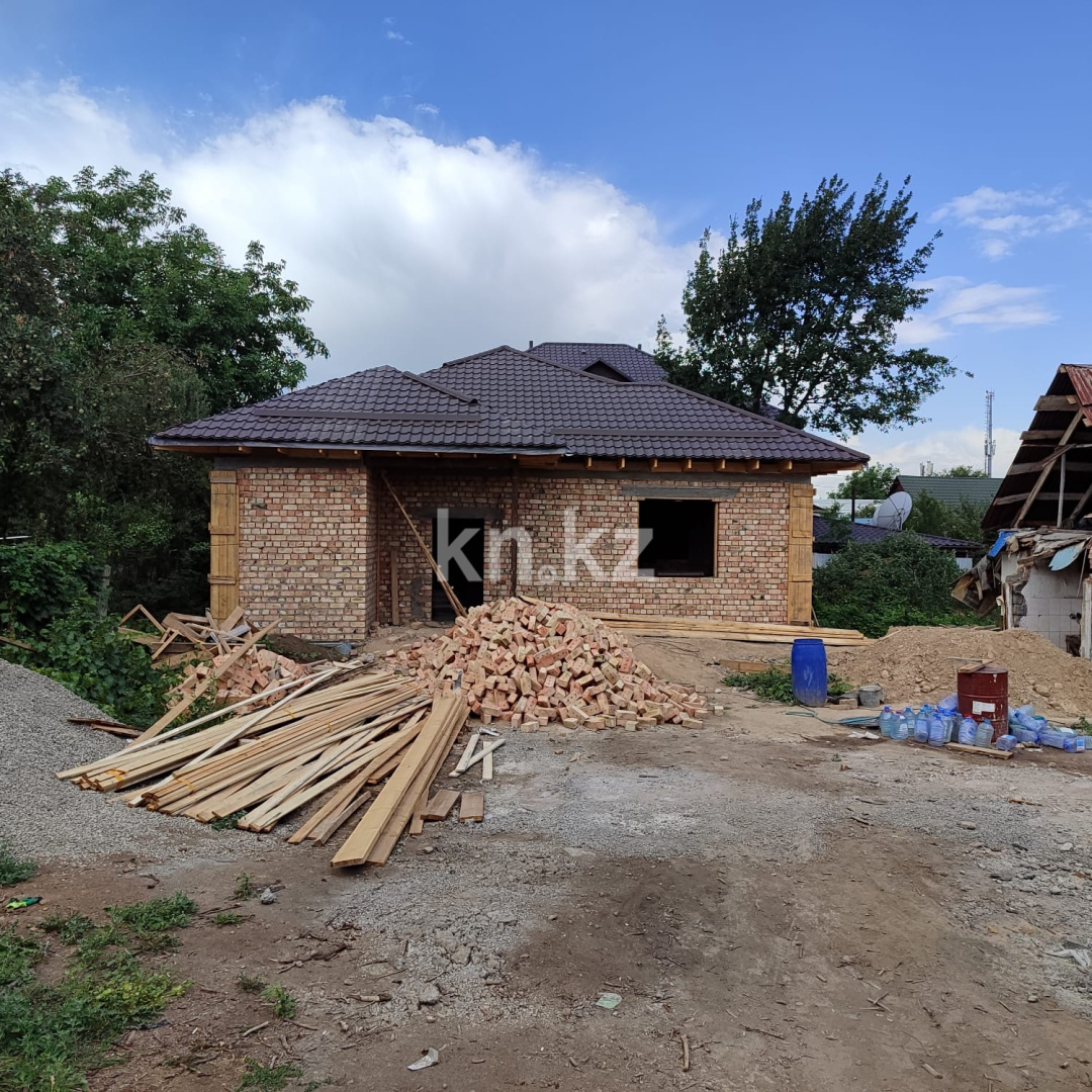 Продажа 4-комнатного дома, 140 м² - Продажа домов, коттеджей в Казахстане - страница 2 фото 4 из 19