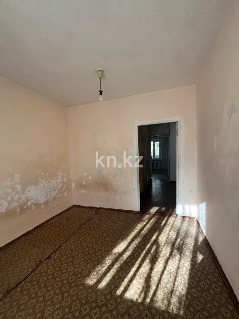 Продажа 4-комнатной квартиры, 77 м², ул. Язева, дом  10 - Продажа  четырехкомнатных квартир в Караганде фото 9 из 12