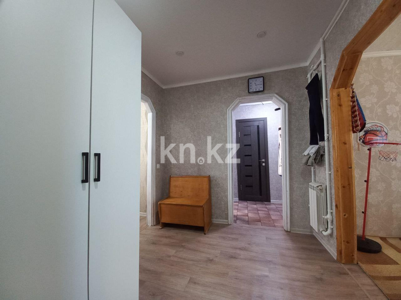 Продажа 3-комнатной квартиры, 67 м², мкр-н 8, дом  127 - Продажа квартир в Темиртау фото 13 из 19