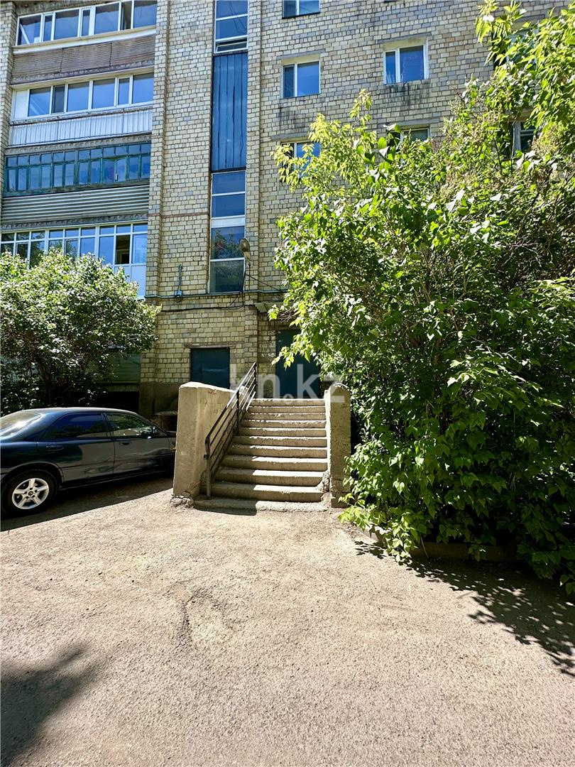 Продажа 4-комнатной квартиры, 79 м², ул. Крылова - Продажа  четырехкомнатных квартир в Караганде фото 27 из 30