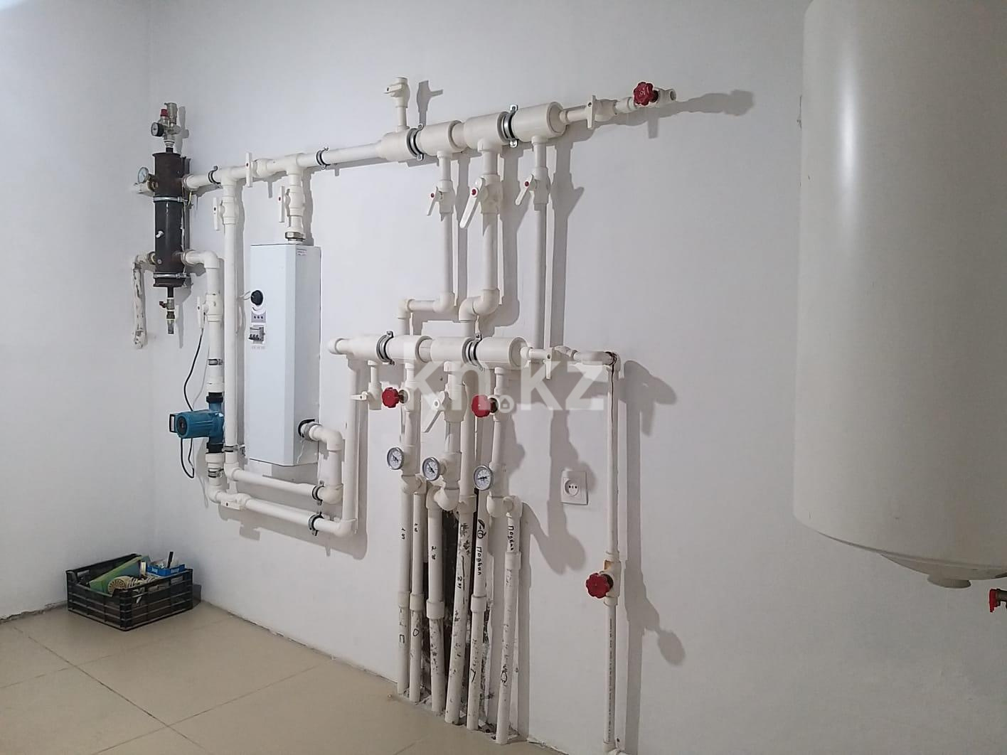 Продажа 5-комнатного дома, 372.76 м², ул. Абишева в Караганде - фото 44