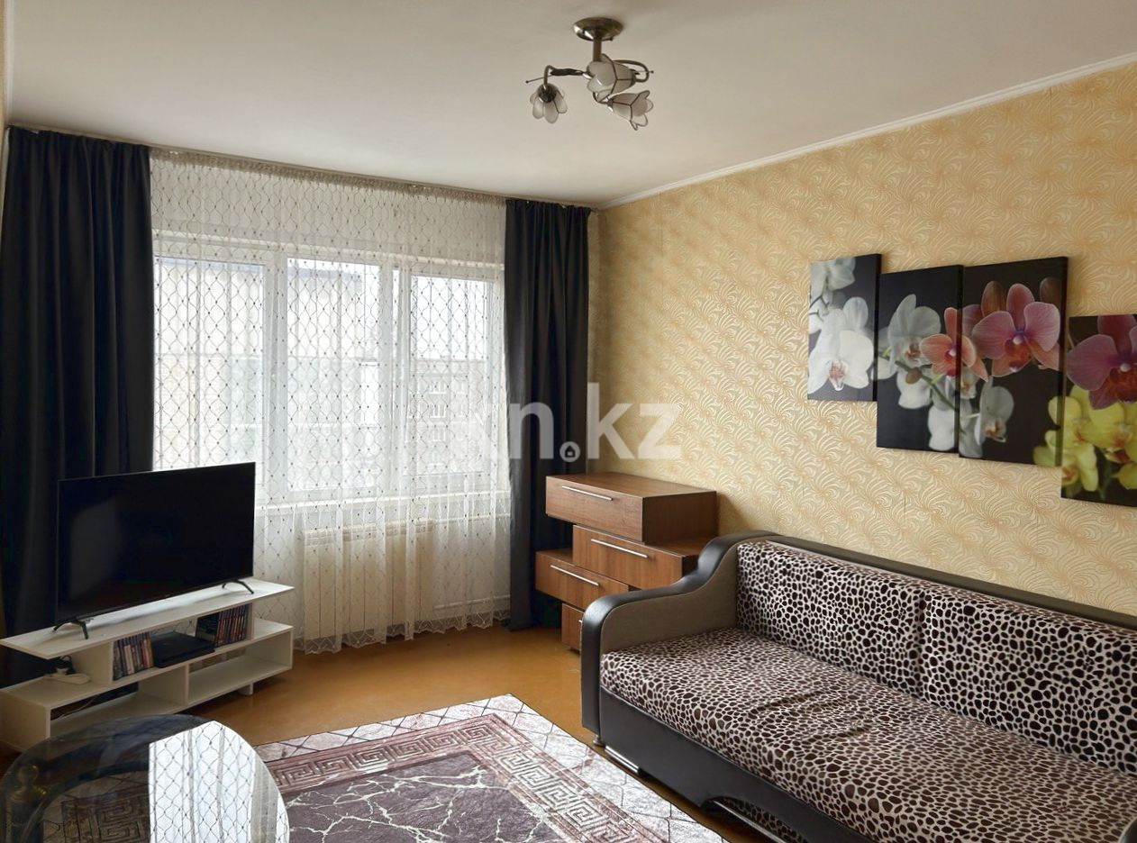 Продажа 1-комнатной квартиры, 31 м², пр. Назарбаева, дом  63/1 - Продажа квартир в Усть-Каменогорске фото 1 из 12