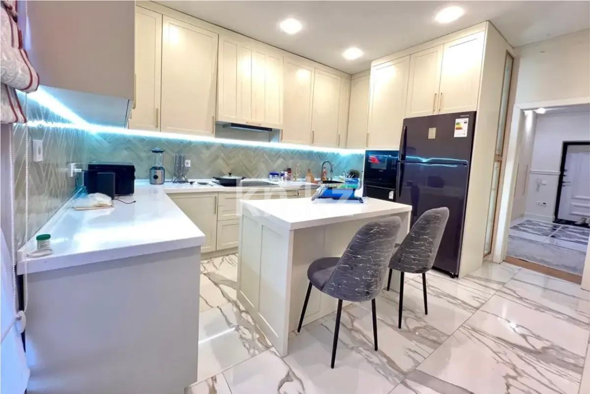 Продажа 3-комнатной квартиры, 130 м², пр. Аль-Фараби, дом  97 в Алматы - фото 4