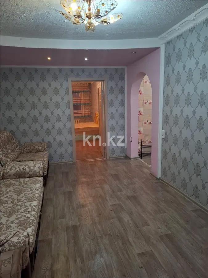 Продажа 2-комнатной квартиры, 48 м², ул. Казахстанская, дом  124/1 - Продажа квартир в Шахтинске фото 1 из 6