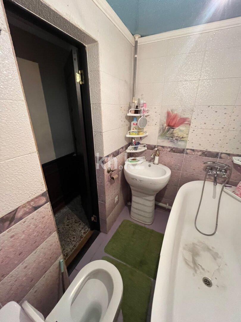 Продажа 3-комнатной квартиры, 60 м² в Алматы - фото 4