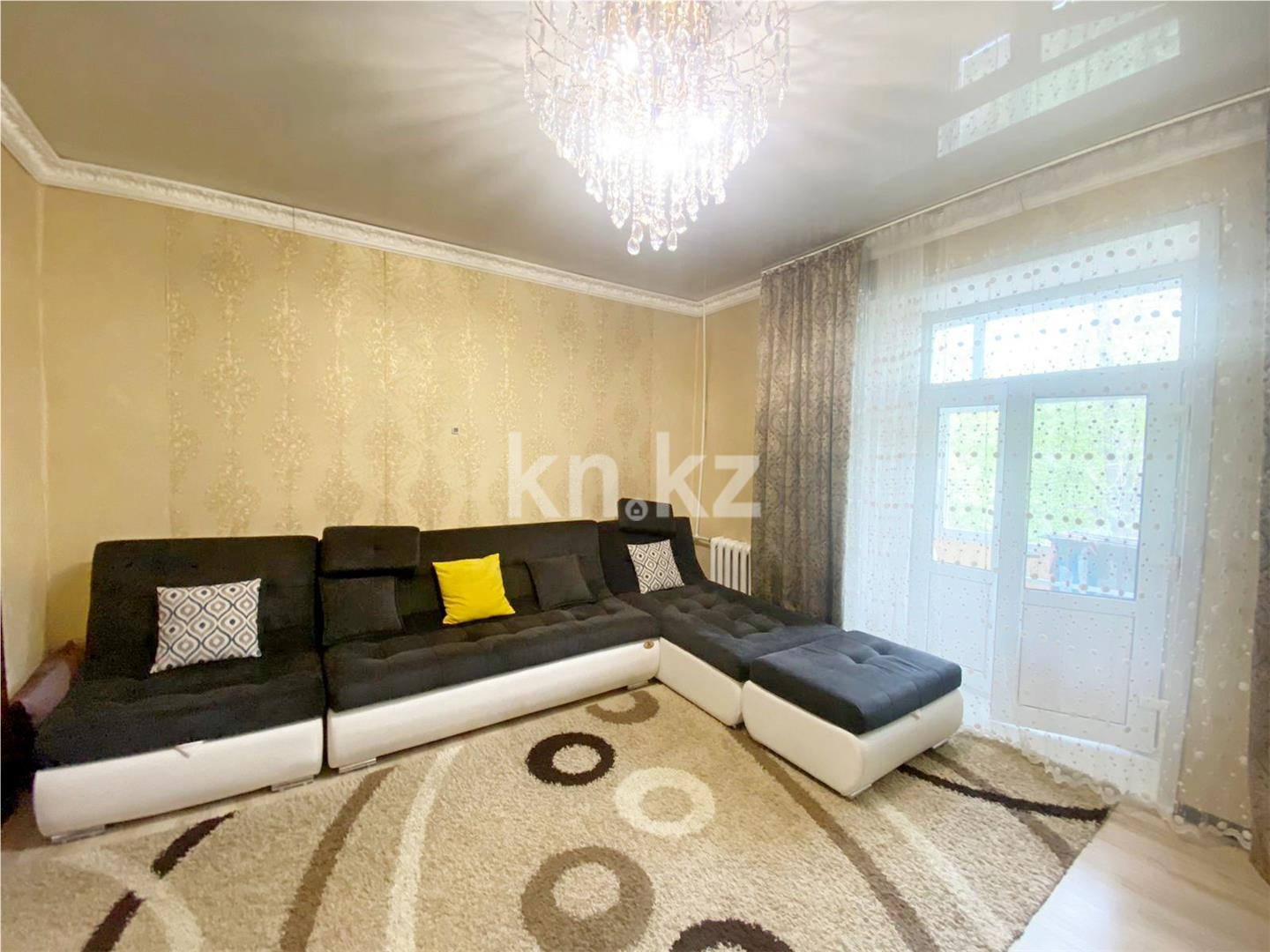 Продажа 3-комнатной квартиры, 78 м², ул. Ермекова - Продажа квартир в Караганде фото 1 из 13