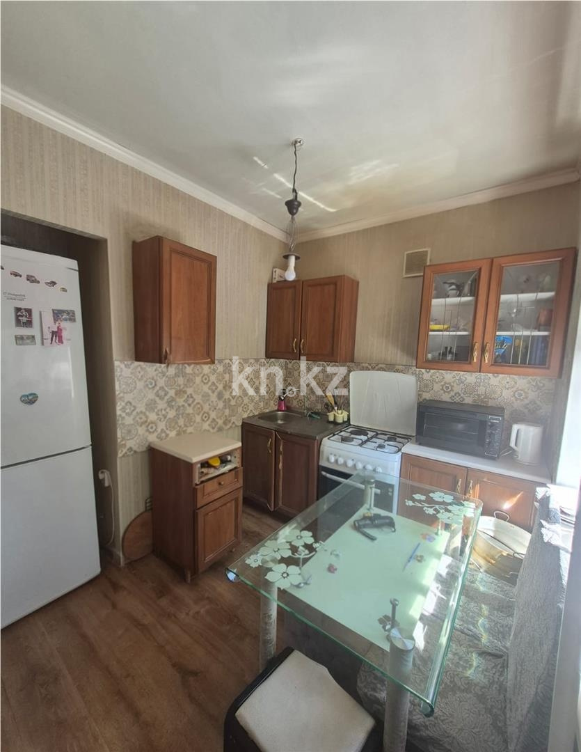 Продажа 3-комнатной квартиры, 55 м² - Продажа квартир в Караганде - страница 2 фото 7 из 12