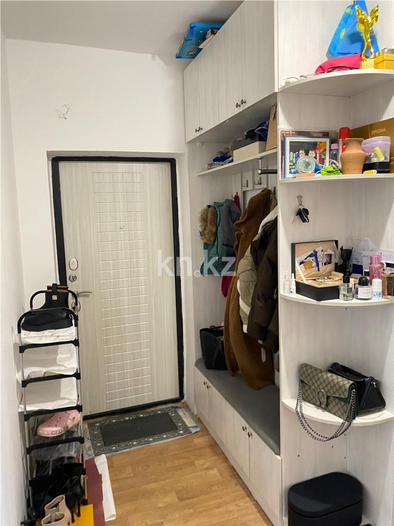 Продажа 2-комнатной квартиры, 47 м², ул. Момышулы, дом  24 в Караганде - фото 8