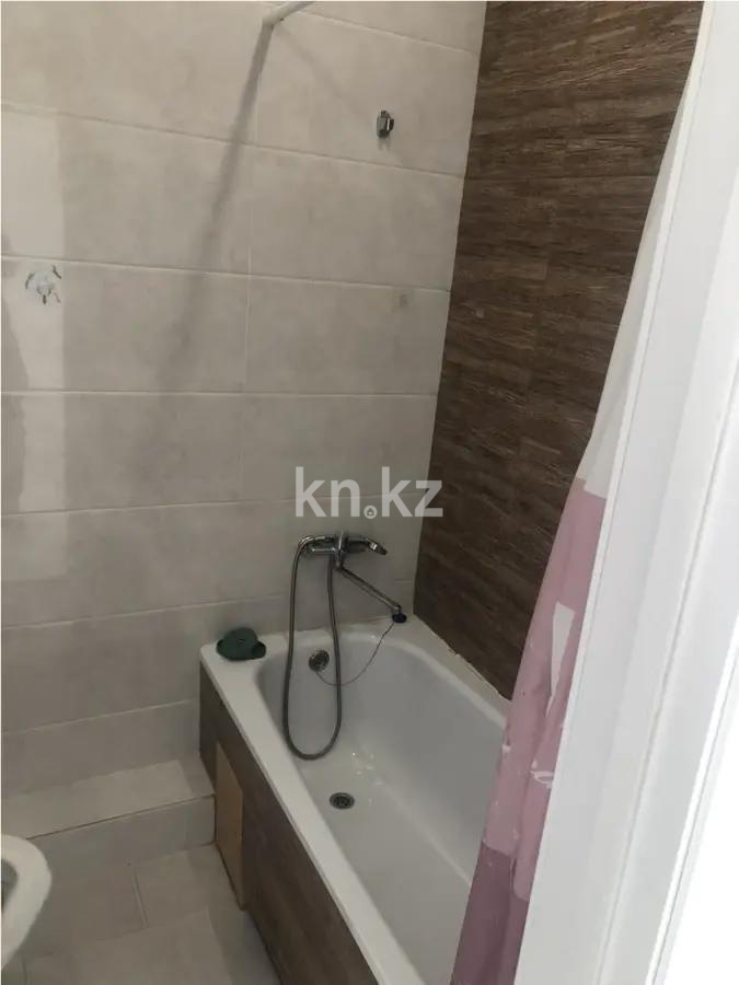 Продажа 1-комнатной квартиры, 35.98 м², ул. Нажимеденова, дом  17 в Астане - фото 4