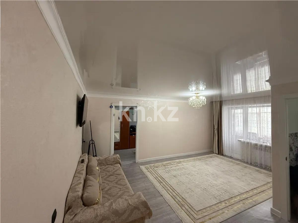 Продажа 2-комнатной квартиры, 44 м², ул. Алиханова, дом  22/1 - Продажа  двухкомнатных квартир в Караганде без посредников с фото фото 1 из 6