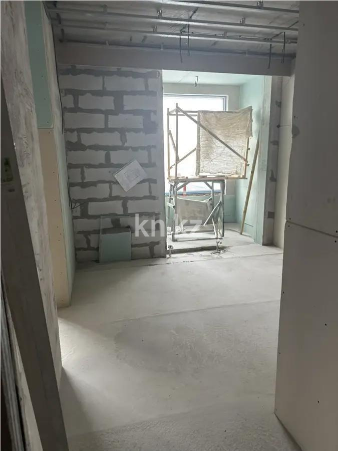 Продажа 2-комнатной квартиры, 62.2 м² в Алматы - фото 2