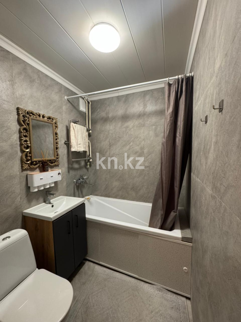 Продажа 2-комнатной квартиры, 42 м² в Алматы - фото 11