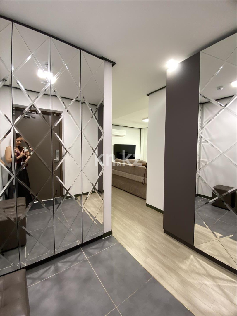 Продажа 3-комнатной квартиры, 90 м², ул. Бухар жырау в Астане - фото 20