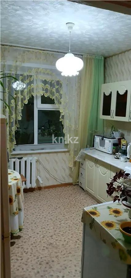 Продажа 2-комнатной квартиры, 53 м², 22 мкр., дом  30 в Караганде - фото 4