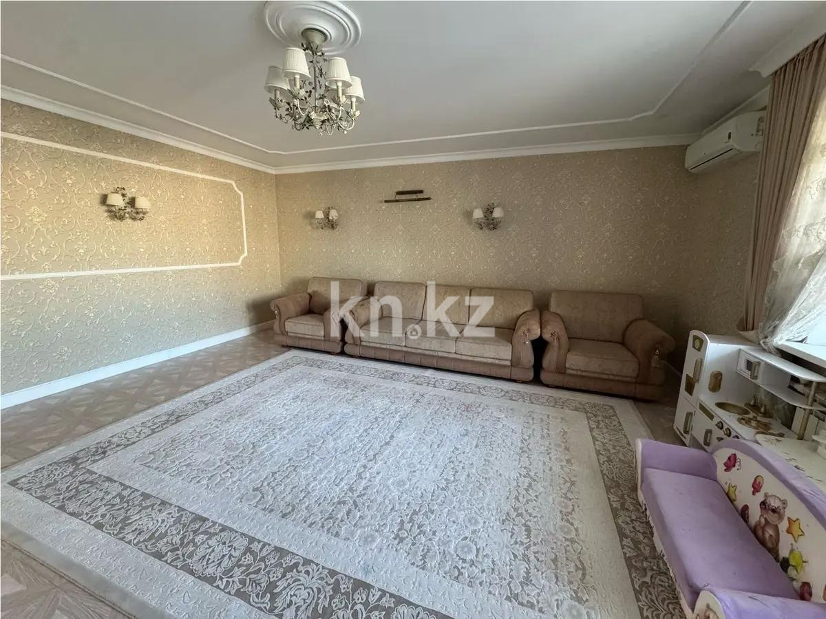 Продажа 3-комнатной квартиры, 105 м², ул. Шевченко, дом  10/2 - Продажа квартир в Казахстане фото 1 из 6