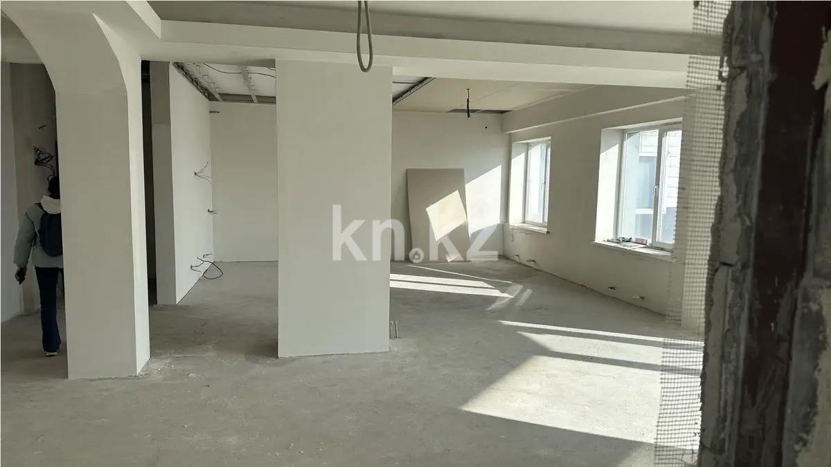 Продажа 3-комнатной квартиры, 106 м², мкр-н Самал-2, дом  33а - Продажа и аренда недвижимости в Алматы фото 1 из 5