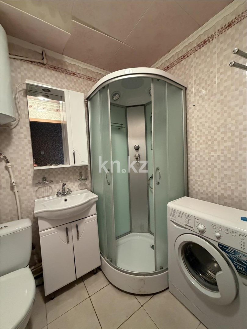 Продажа 2-комнатной квартиры, 45 м², 6 мкр. - Продажа и аренда недвижимости в Темиртау фото 11 из 13