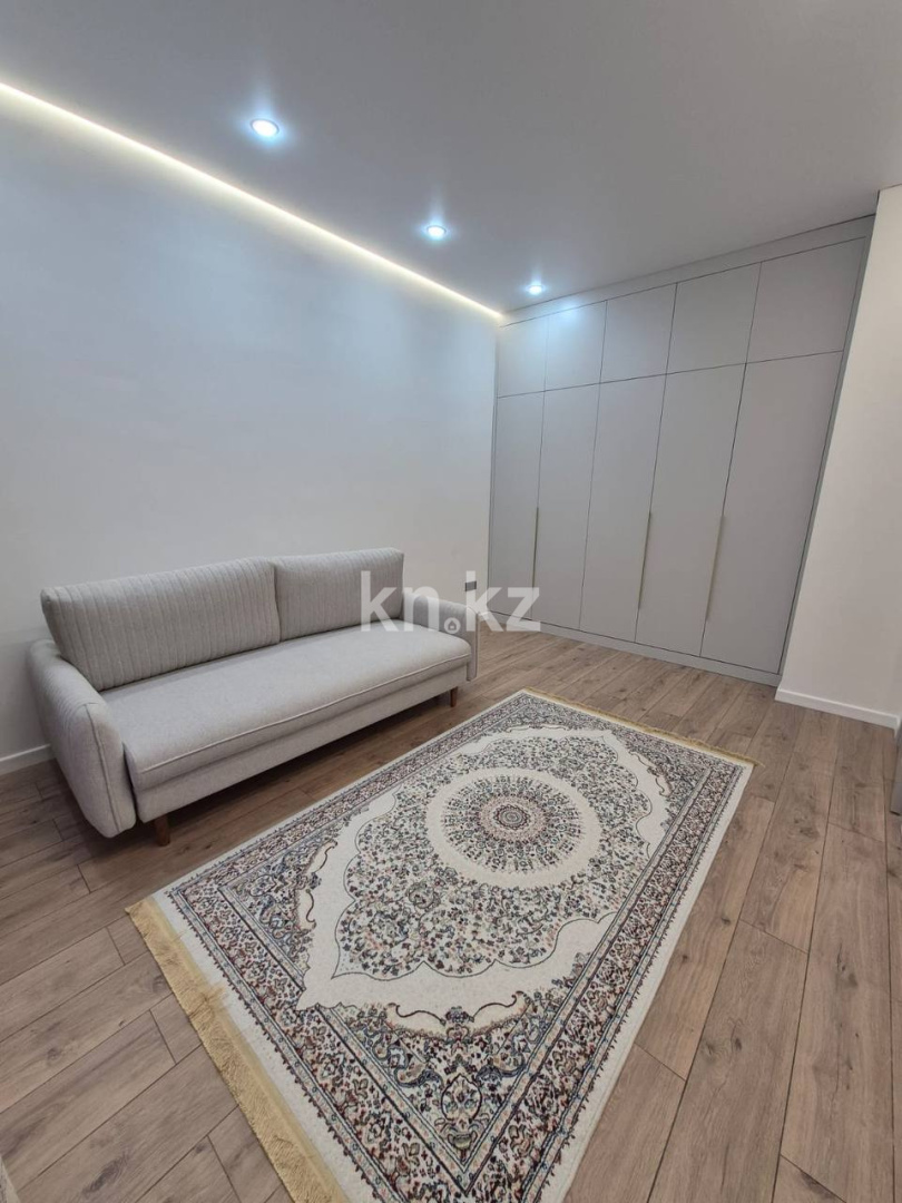 Аренда 1-комнатной квартиры, 40 м², ул. Айтматова, дом  77/9 в Астане - фото 4