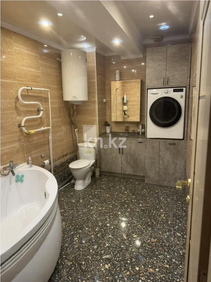 Продажа 3-комнатной квартиры, 85 м², ул. Ержанова, дом  18/6 - Продажа квартир в Караганде фото 4 из 5