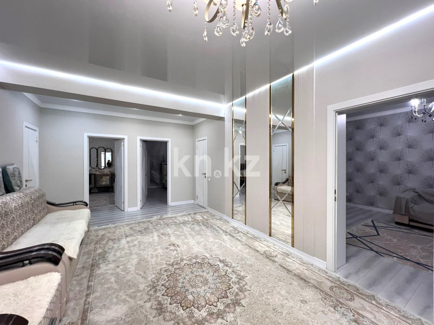 Продажа 7-комнатного дома, 515 м², Косшы, ул.Кобланды батыра - Продажа квартир в Акмолинской области фото 24 из 39