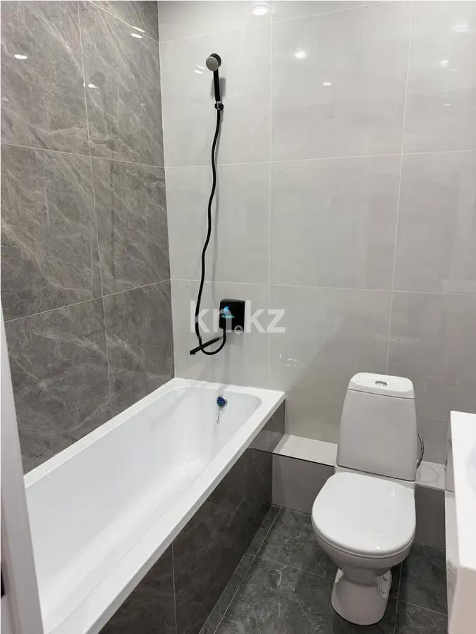 Продажа 1-комнатной квартиры, 35 м², ул. Е-103, дом  5 в Астане - фото 5