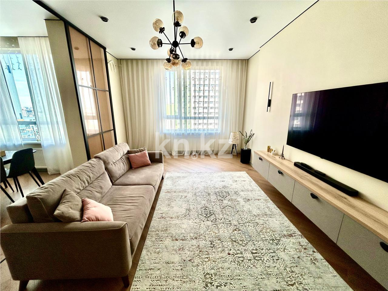 Продажа 5-комнатной квартиры, 142 м², пр. Тауелсыздык, дом  23/1 - Продажа  пятикомнатных квартир в Астане с фото фото 1 из 32