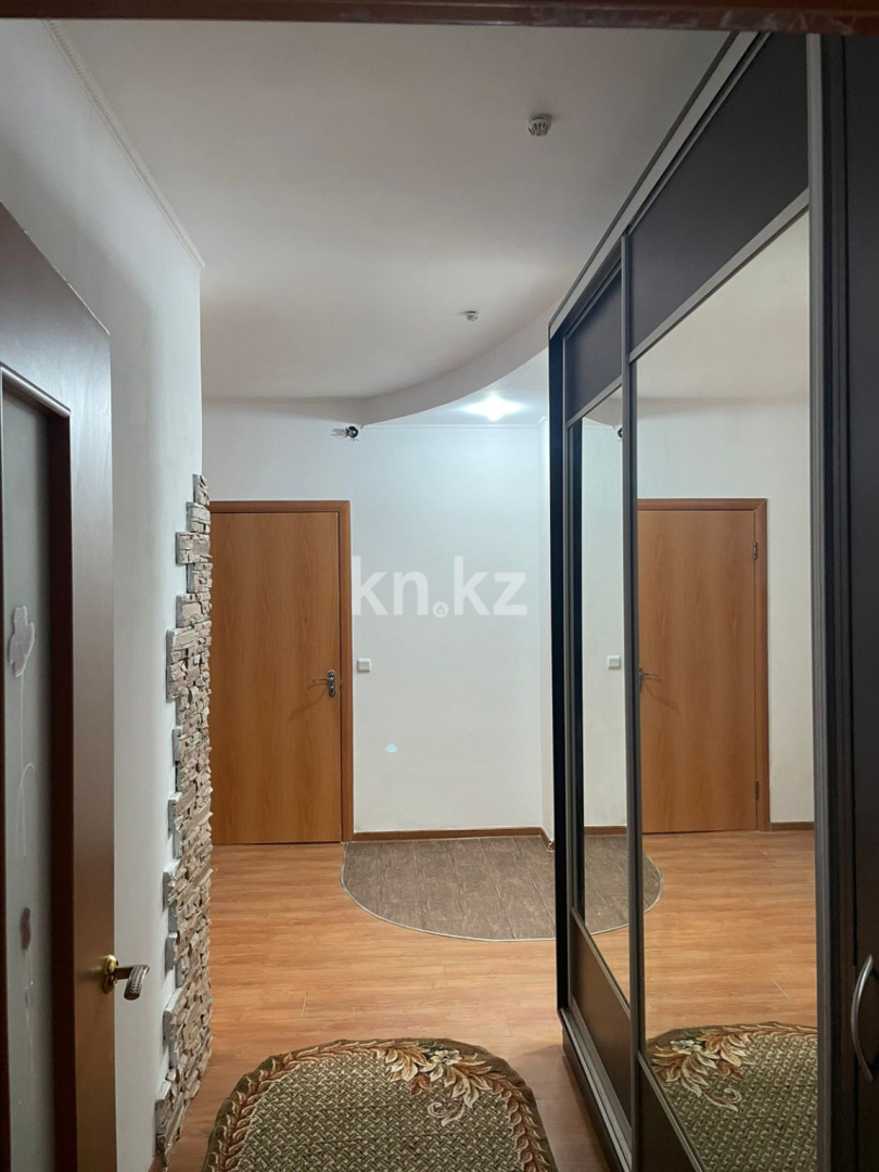 Аренда 2-комнатной квартиры, 85 м², Абая, дом  8 в Астане - фото 16
