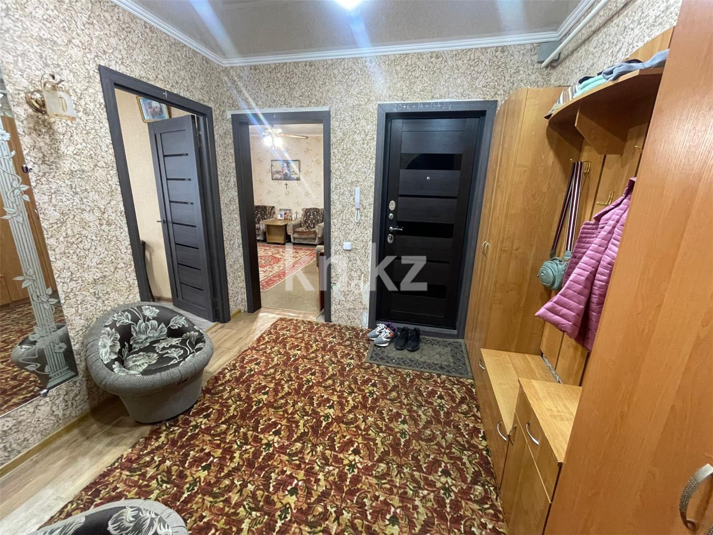 Продажа 4-комнатной квартиры, 80 м², мкр-н Голубые Пруды - Продажа квартир в Караганде фото 10 из 16