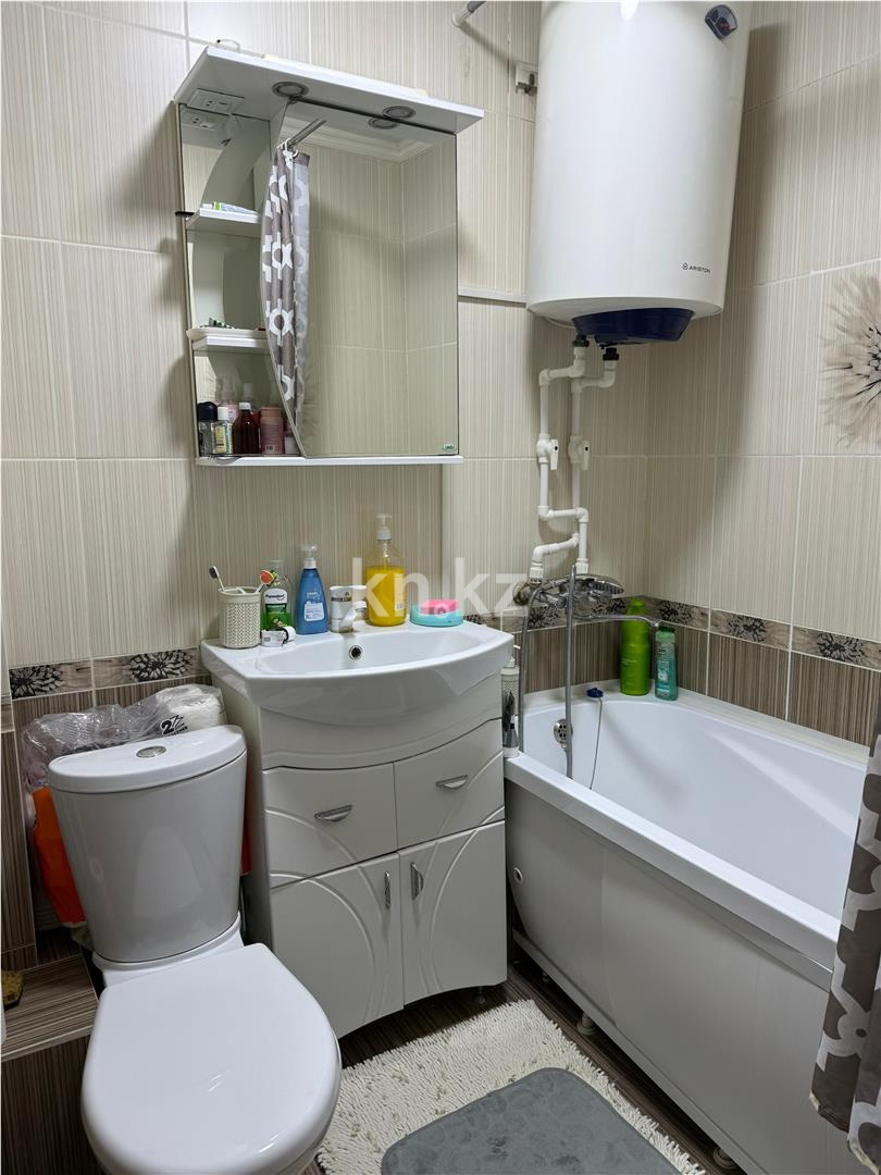 Продажа 2-комнатной квартиры, 43 м², ул. Ержанова в Караганде - фото 5