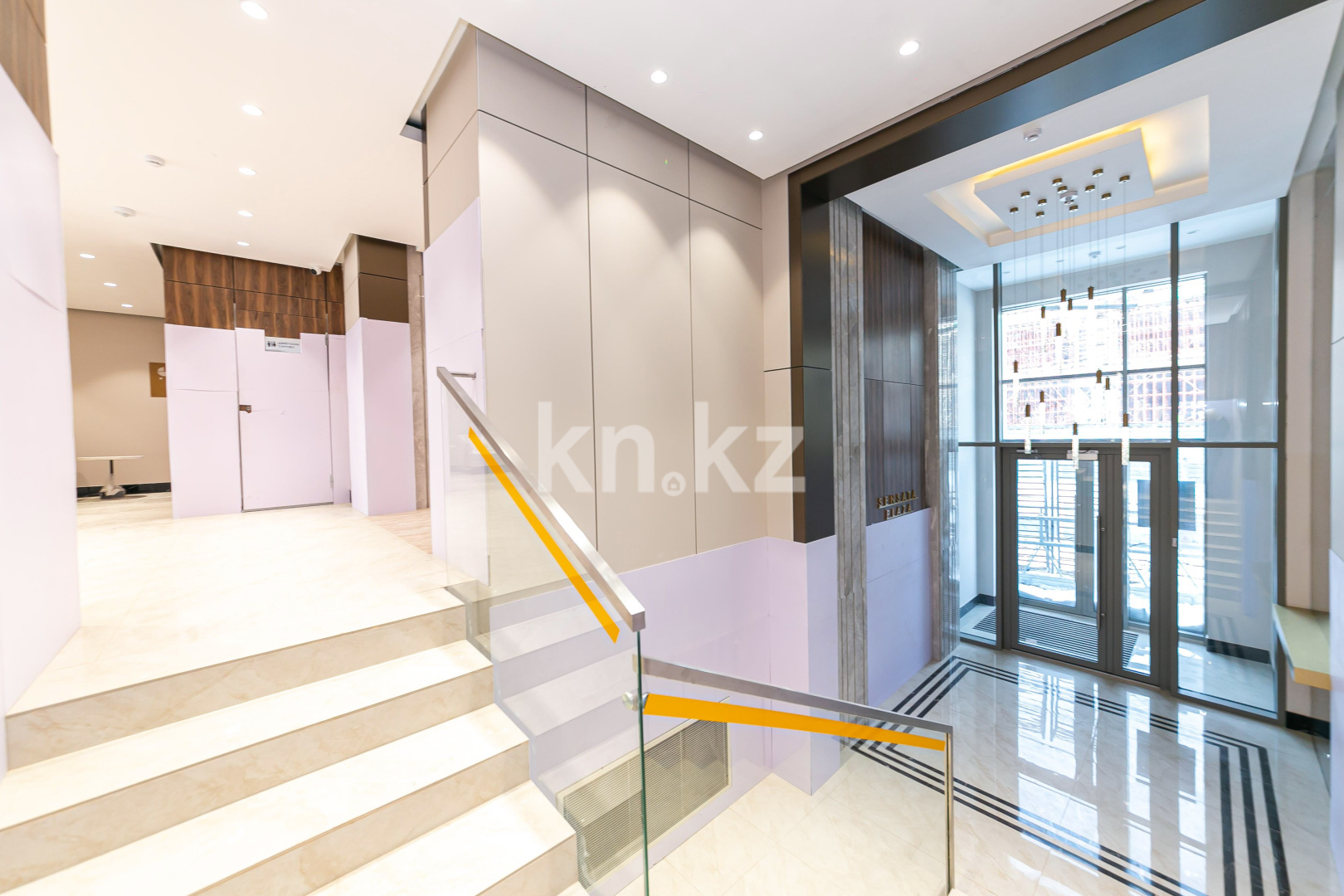 Продажа 3-комнатной квартиры, 65 м², пр. Тауелсыздык, дом  56/2 в Астане - фото 10