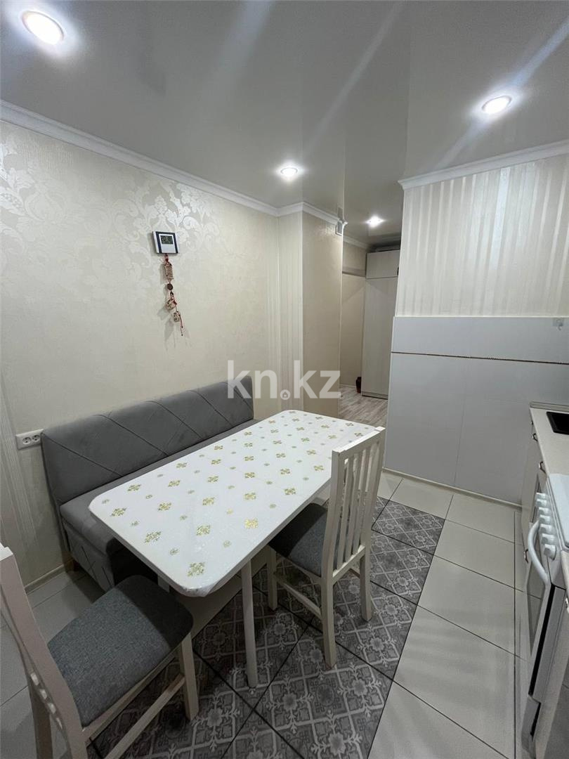 Продажа 2-комнатной квартиры, 54 м², мкр-н Голубые Пруды - Продажа  двухкомнатных квартир в Караганде фото 6 из 14