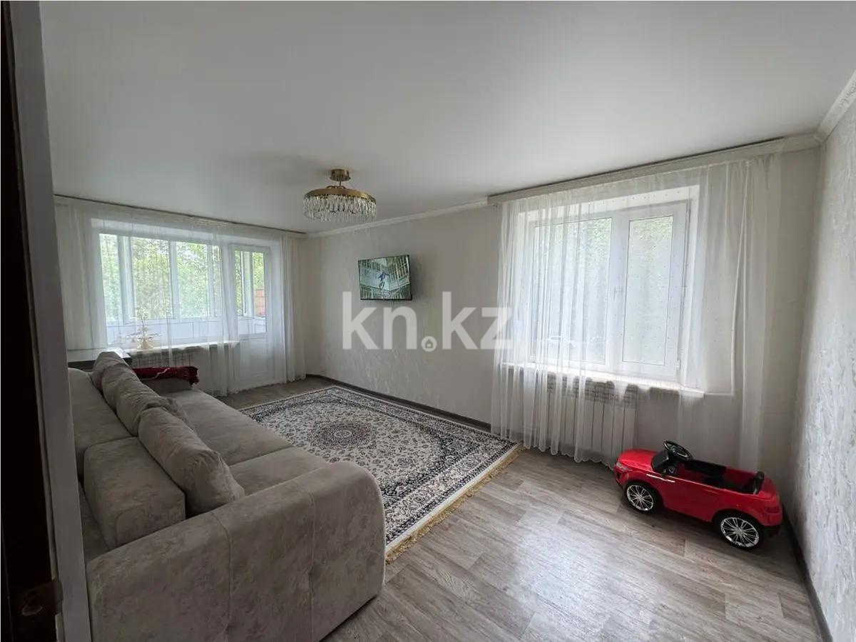 Продажа 3-комнатной квартиры, 60 м², ул. Гапеева, дом  13 - Продажа  трехкомнатных квартир в Караганде фото 1 из 7