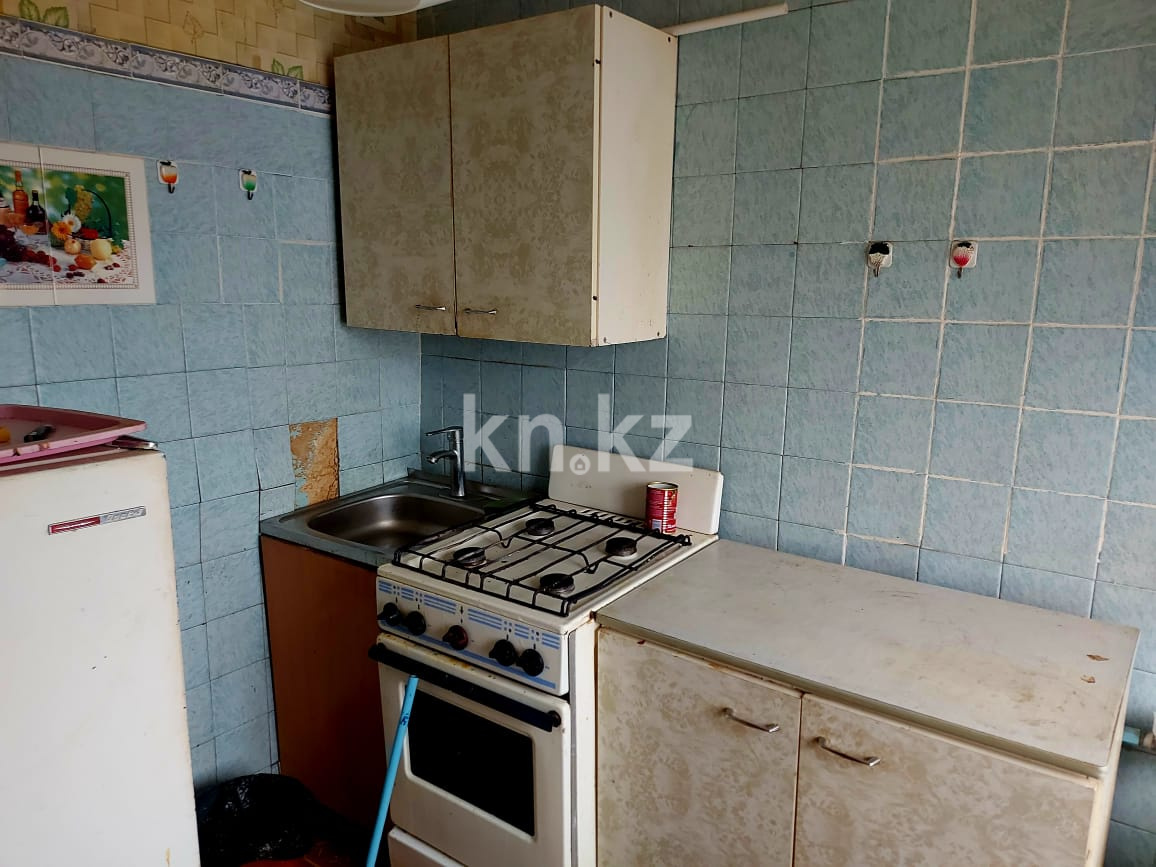 Продажа 2-комнатной квартиры, 41.5 м², 12-й мкр. - Продажа квартир в Караганде фото 7 из 9