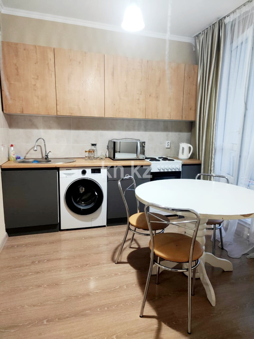 Аренда 1-комнатной квартиры посуточно, 39 м² в Астане - фото 2
