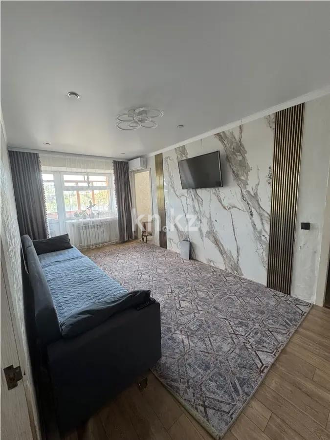 Продажа 2-комнатной квартиры, 42 м², мкр-н 13, дом  17 - Продажа  двухкомнатных квартир в Караганде без посредников с фото фото 1 из 3